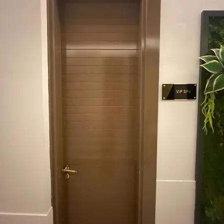 فاخرة Serenity Apartment *